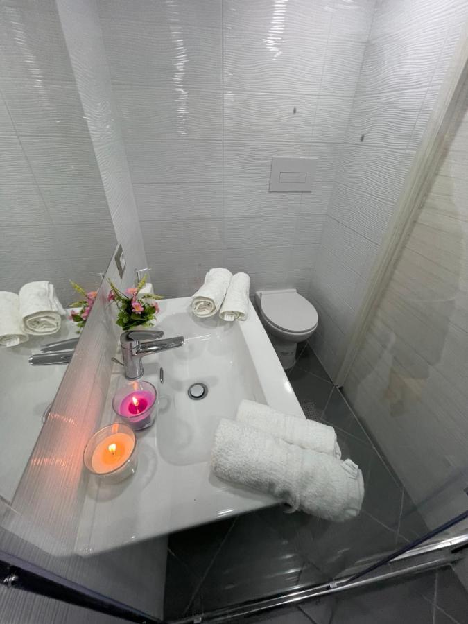 Mary House Spacca Napoli